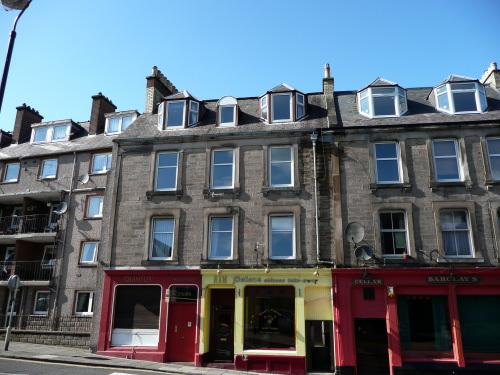 Image of 2 (Top Flat Left) Drumlanrig Square
Hawick Hawick