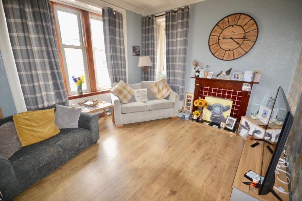 Image of 5/2 Sandbed
Hawick Hawick